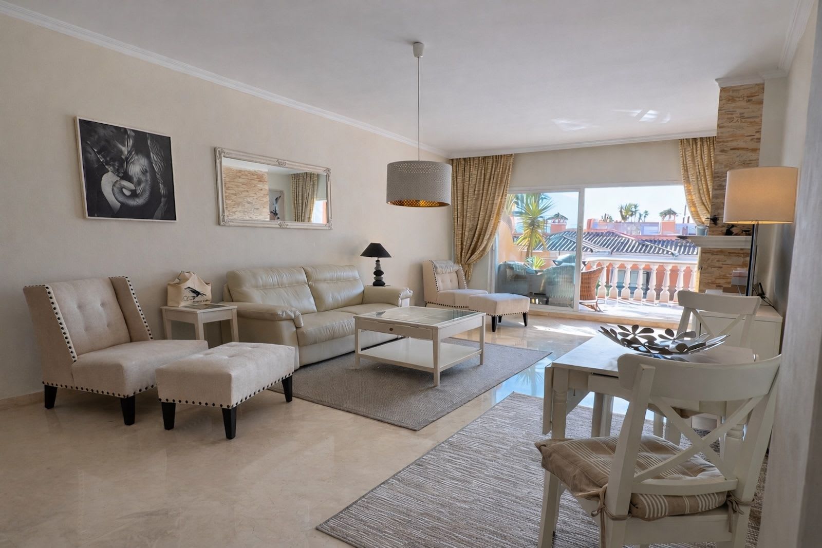 Penthouse til salgs i New Golden Mile, Bilde 3