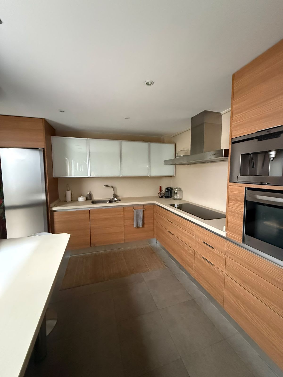 Middle-floor apartment for sale in San Pedro de Alcántara, Photo 3