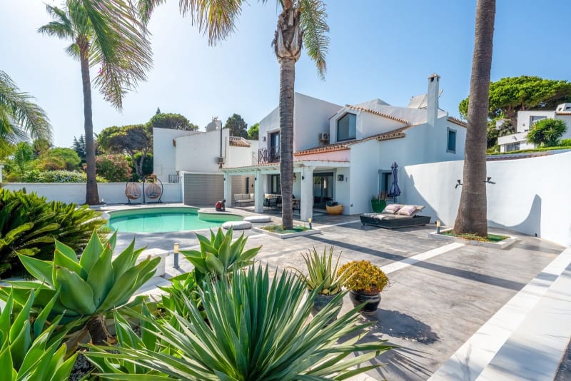Villa til salgs i Casares Playa, Casares