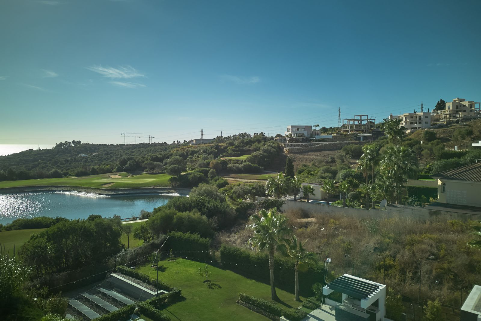 Friliggande villa till salu i Valle Romano, Estepona, Foto 2