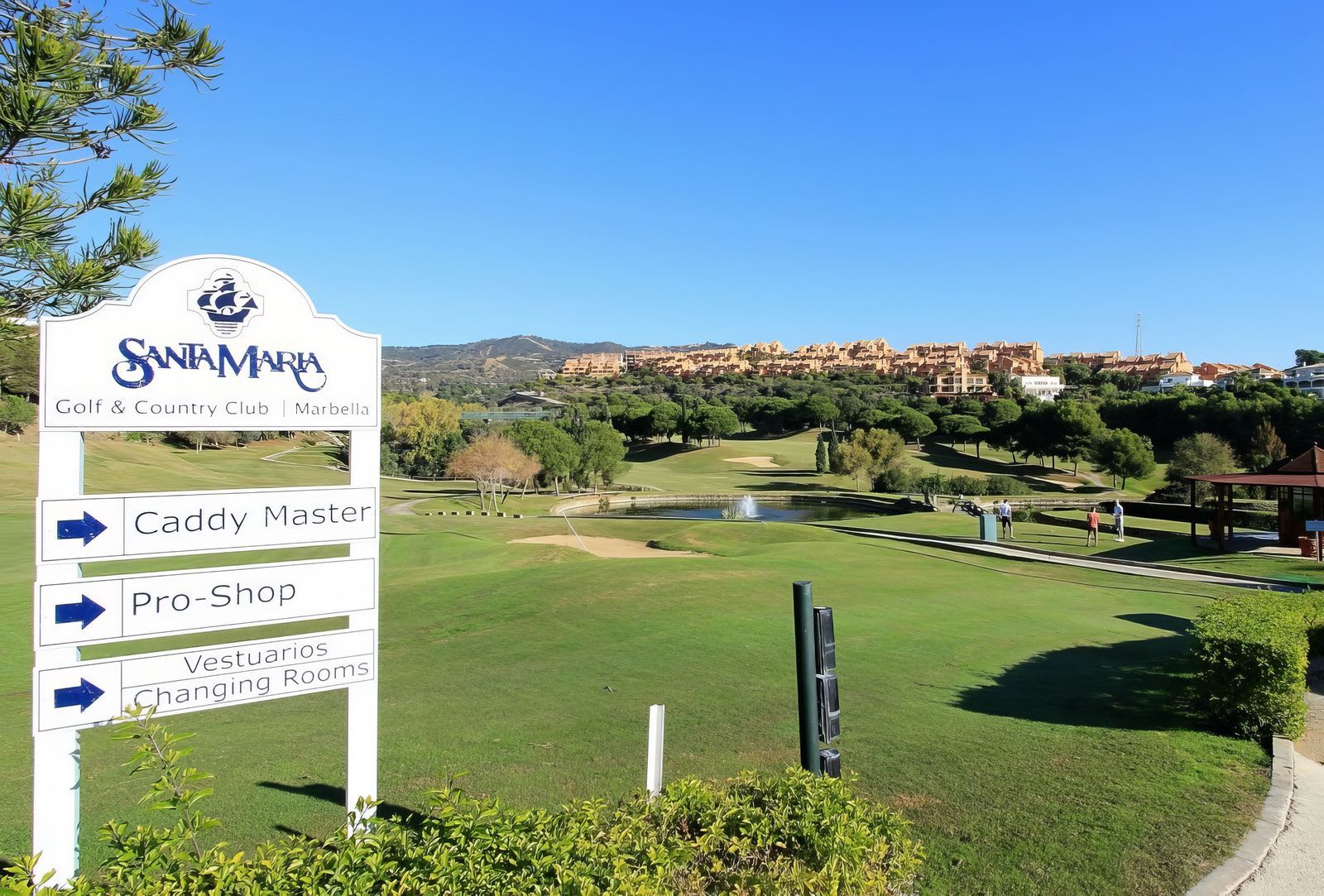 Leilighet midt i bygget til salgs i Elviria, Bilde 2