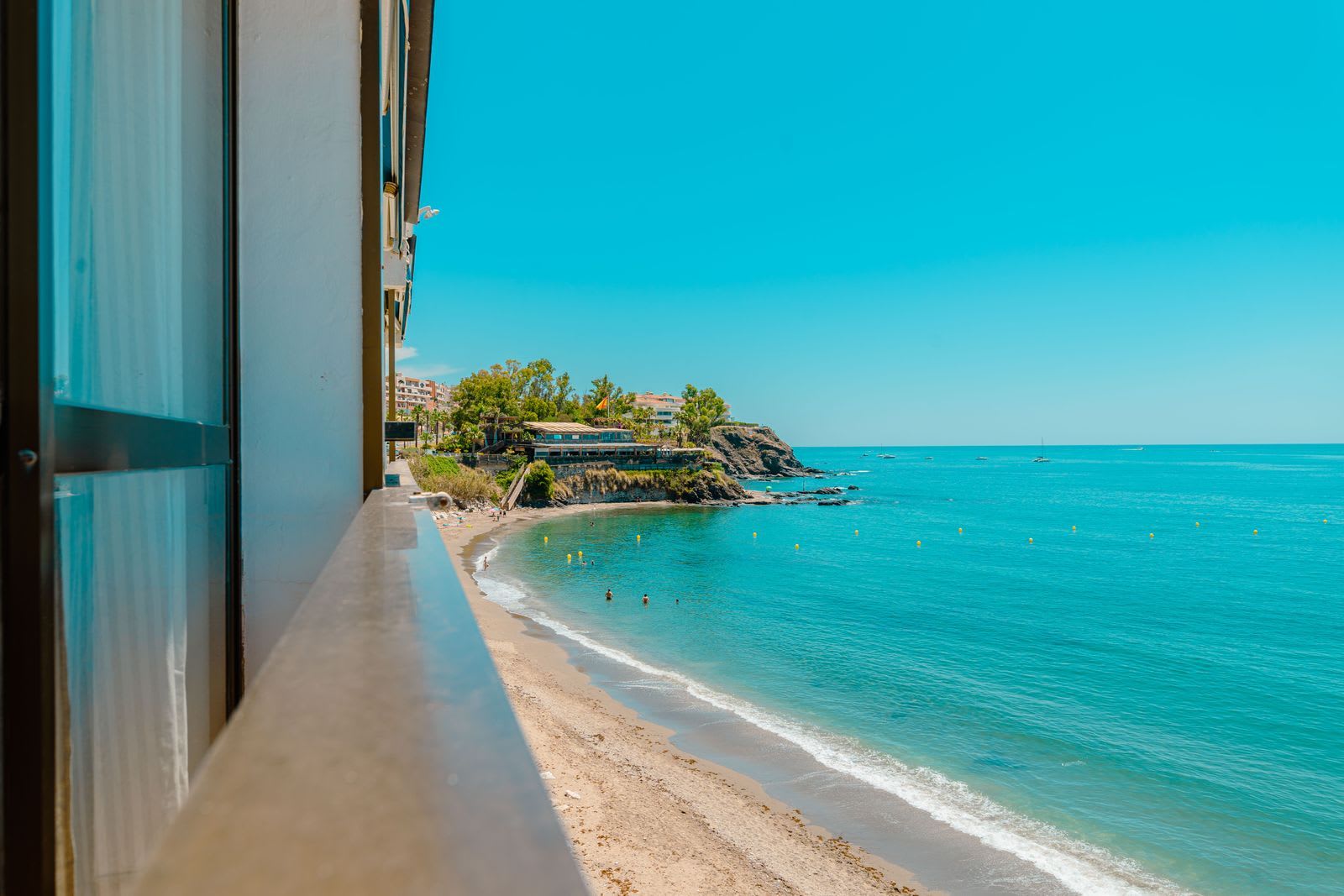 Leilighet midt i bygget til salgs i Benalmadena Costa, Bilde 3