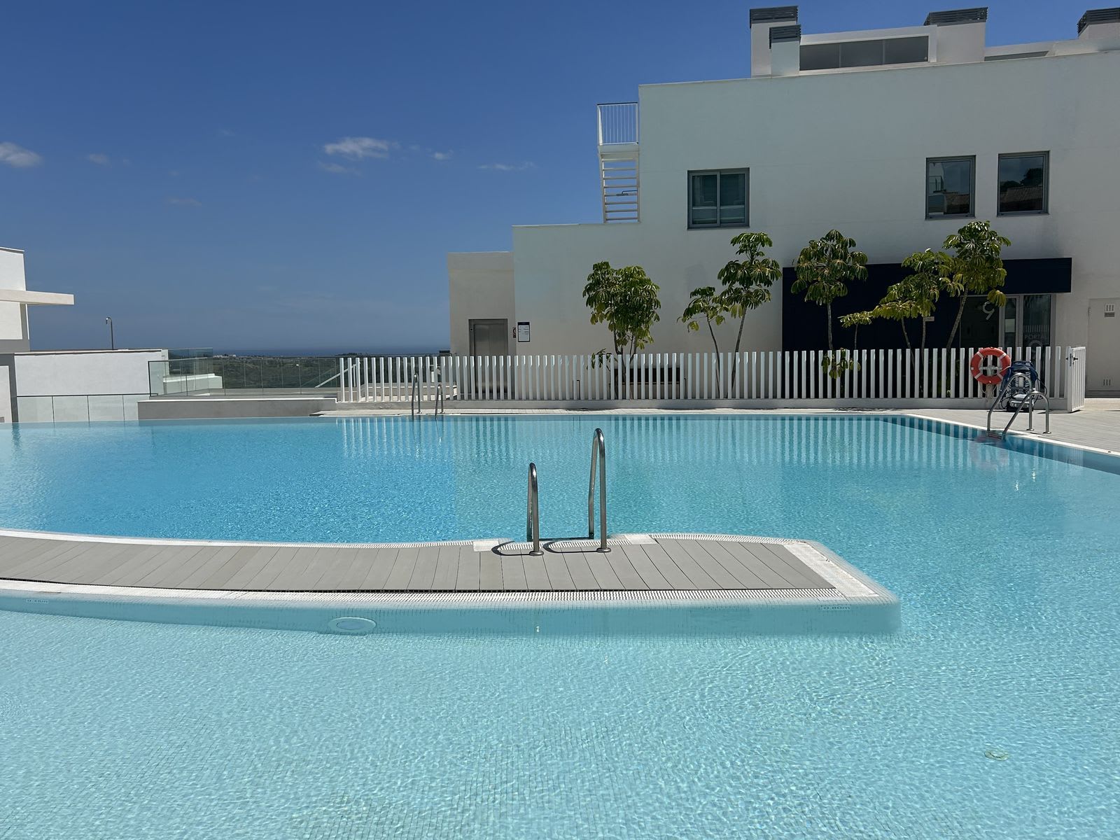 Leilighet midt i bygget til salgs i La Cala de Mijas, Bilde 2