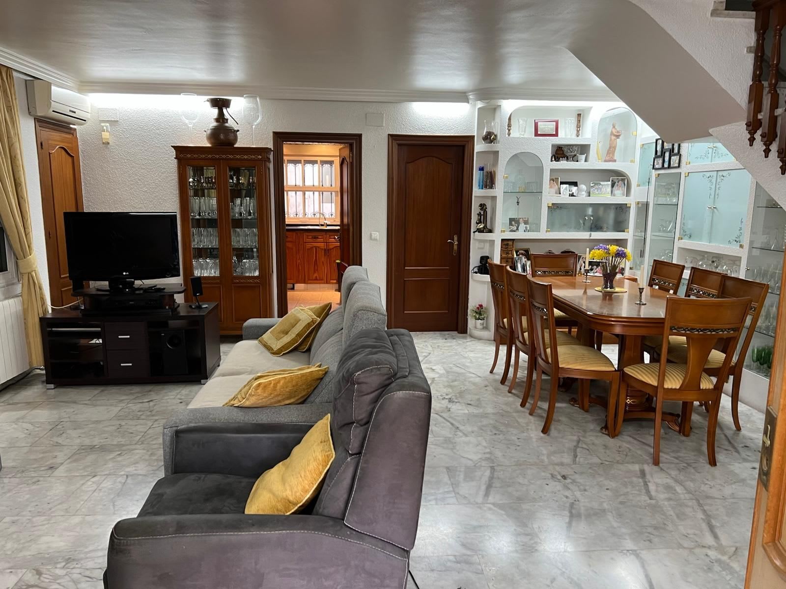 Frittliggende villa til salgs i Nueva Andalucía, Bilde 2
