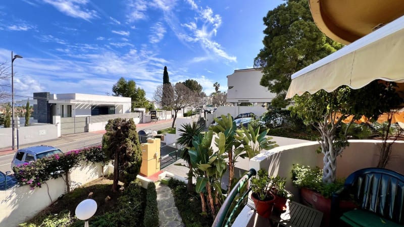 Duplex til salgs i Nueva Andalucía
