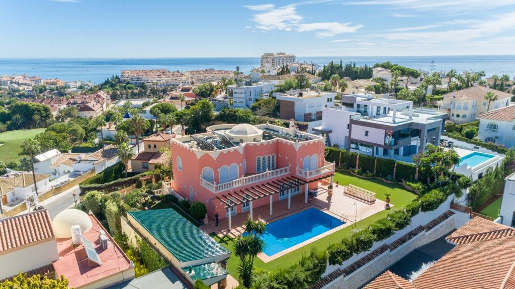 Villa til salgs i Torrequebrada, Benalmadena, Bilde 3