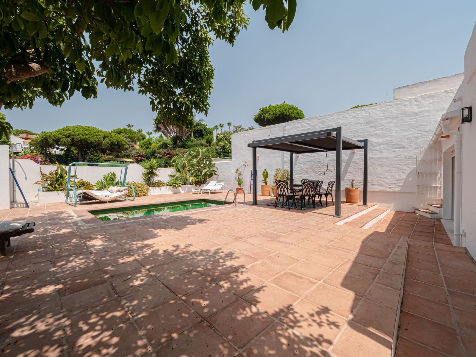 Frittliggende villa til salgs i Reserva de Marbella, Marbella, Bilde 3