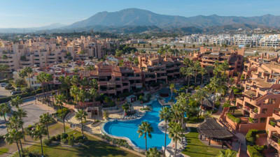 Toppleilighet til salgs i Estepona, Bilde 2