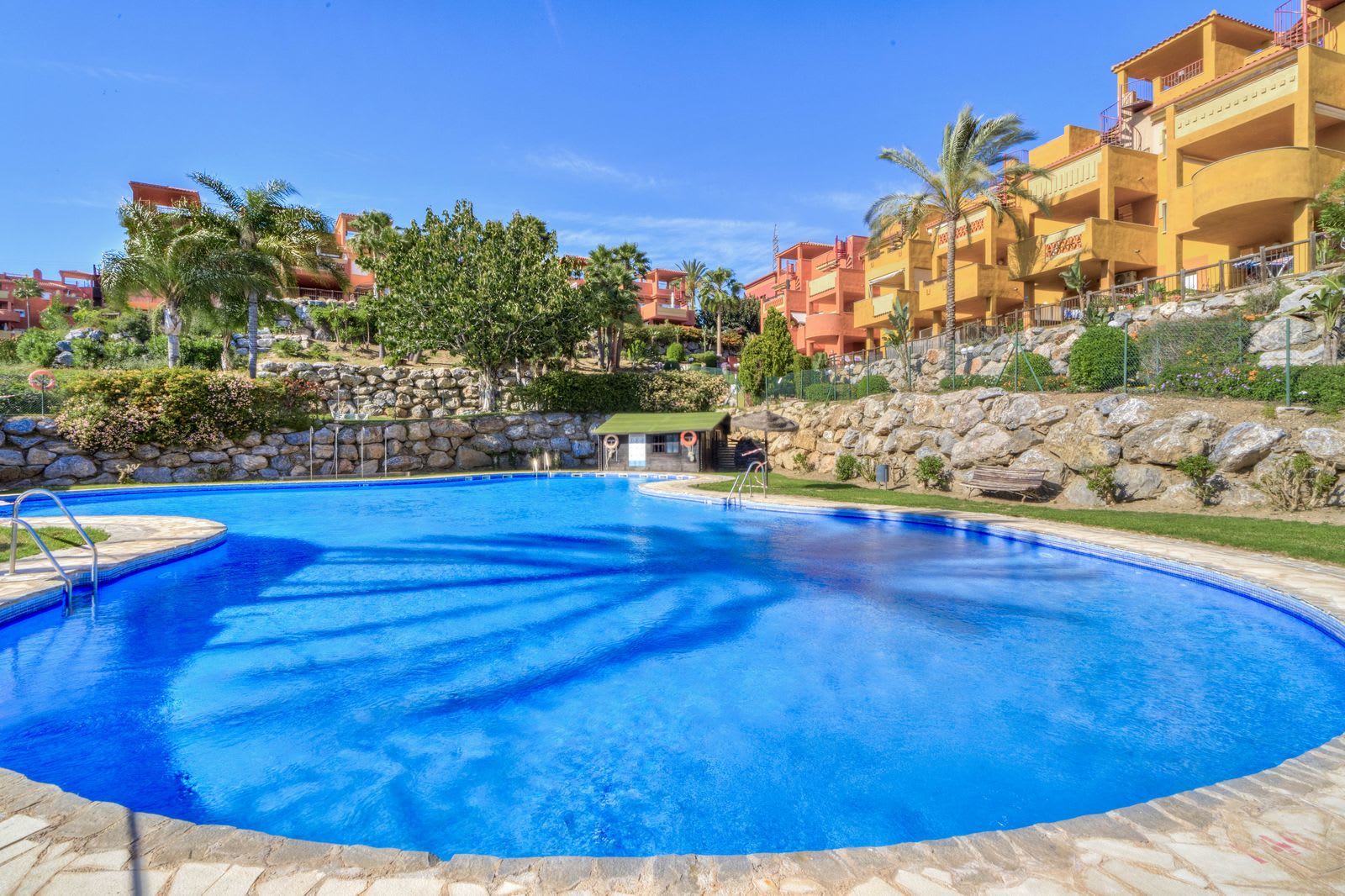 Duplex-penthouse til salgs i Reserva de Marbella, Bilde 3