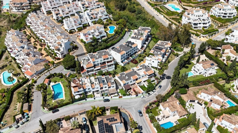 Rekkehus til salgs i Nueva Andalucía