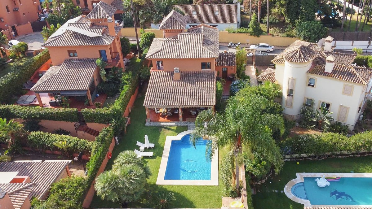 Frittliggende villa til salgs i Sierrezuela, Bilde 3