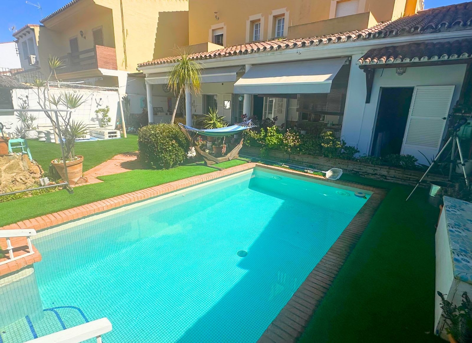 Frittliggende villa til salgs i Casares, Bilde 2