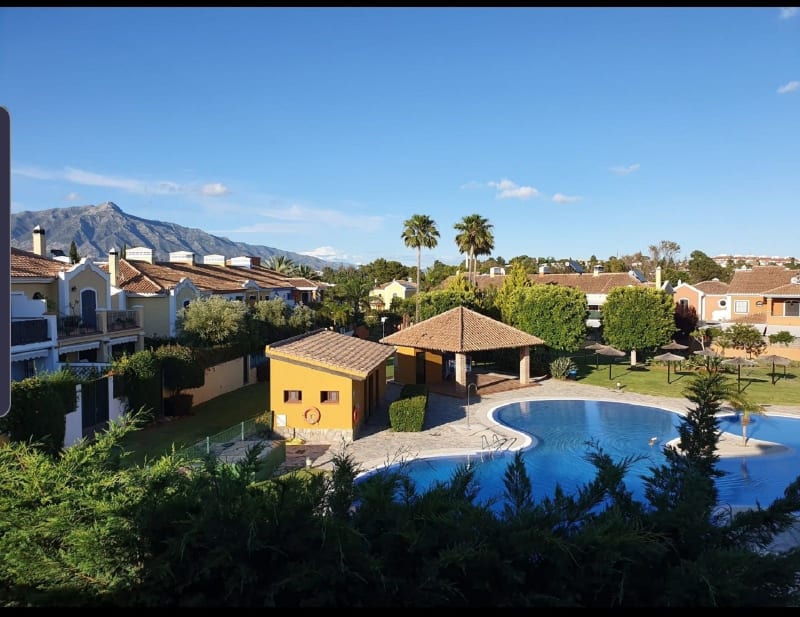 Rekkehus til salgs i San Pedro de Alcántara