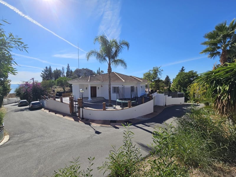 Villa til salgs i Benalmadena