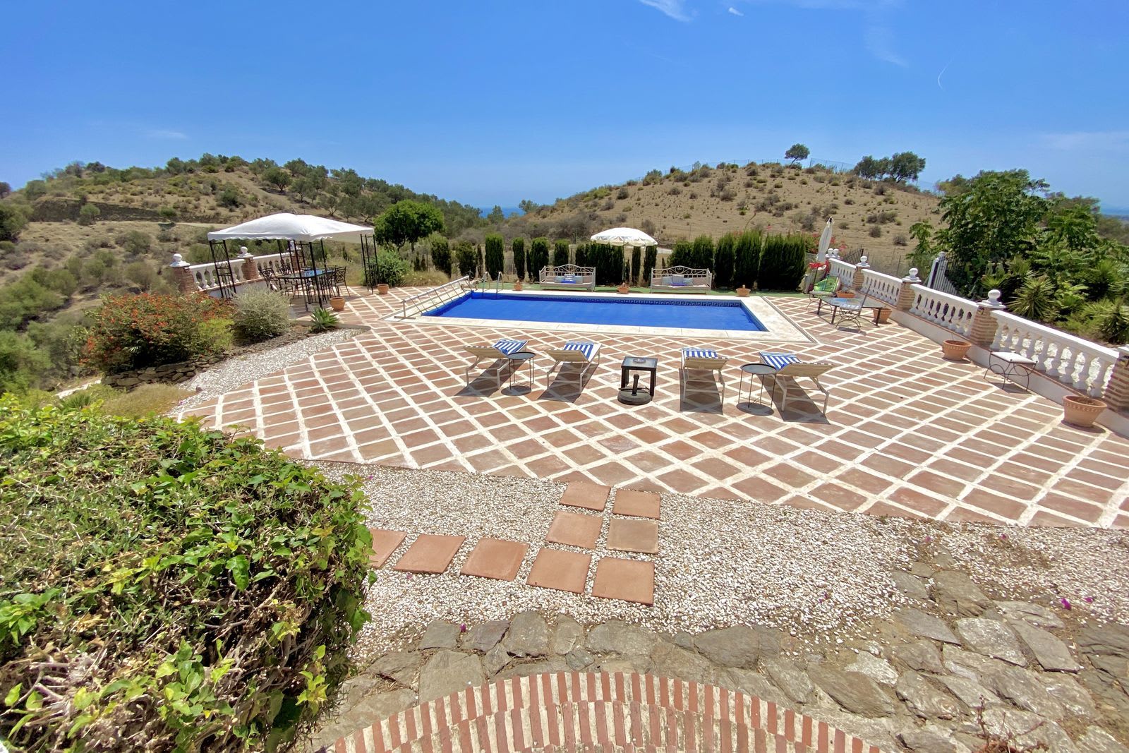 Frittliggende villa til salgs i La Cala de Mijas, Bilde 2