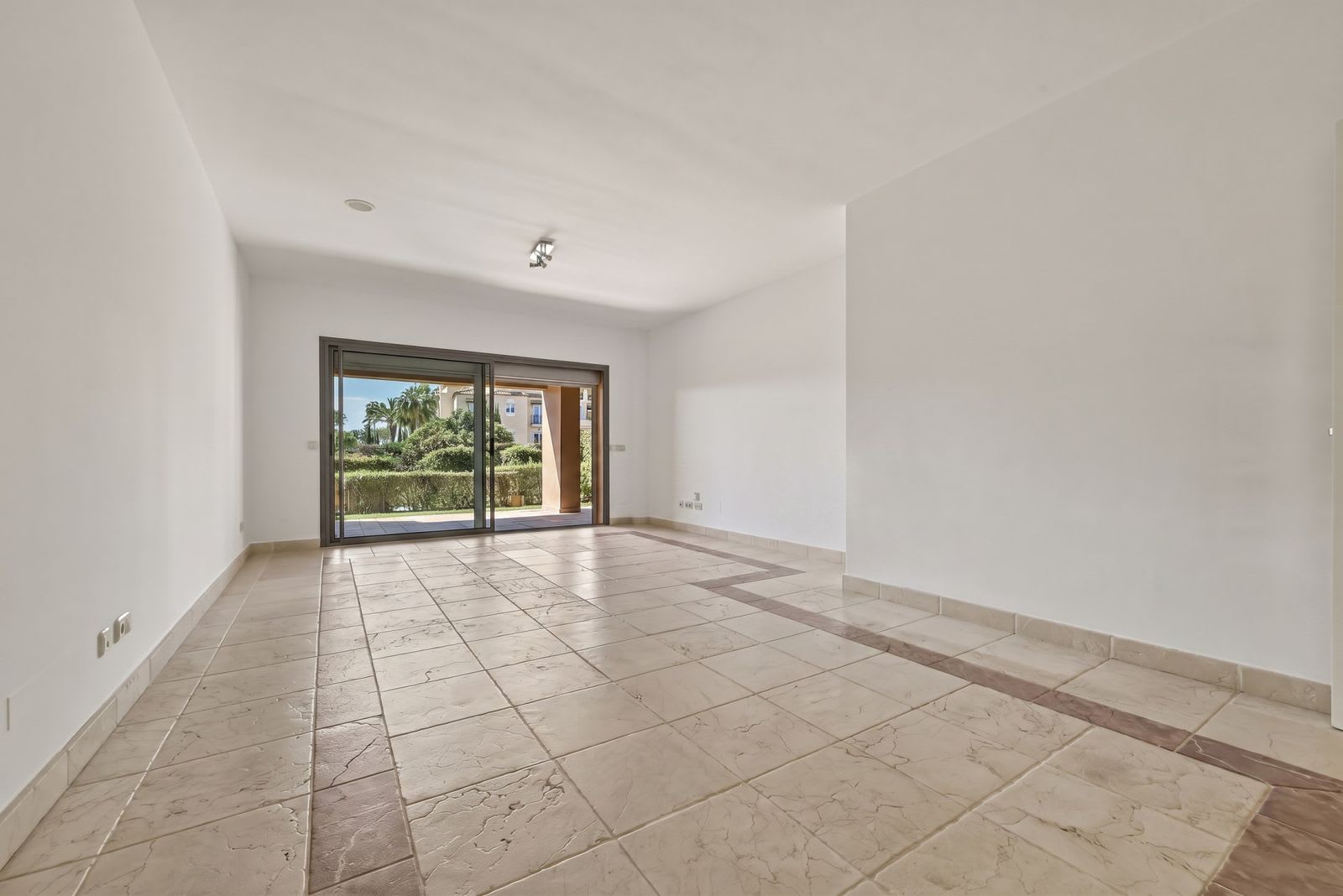 Leilighet til salgs i Estepona, Bilde 3