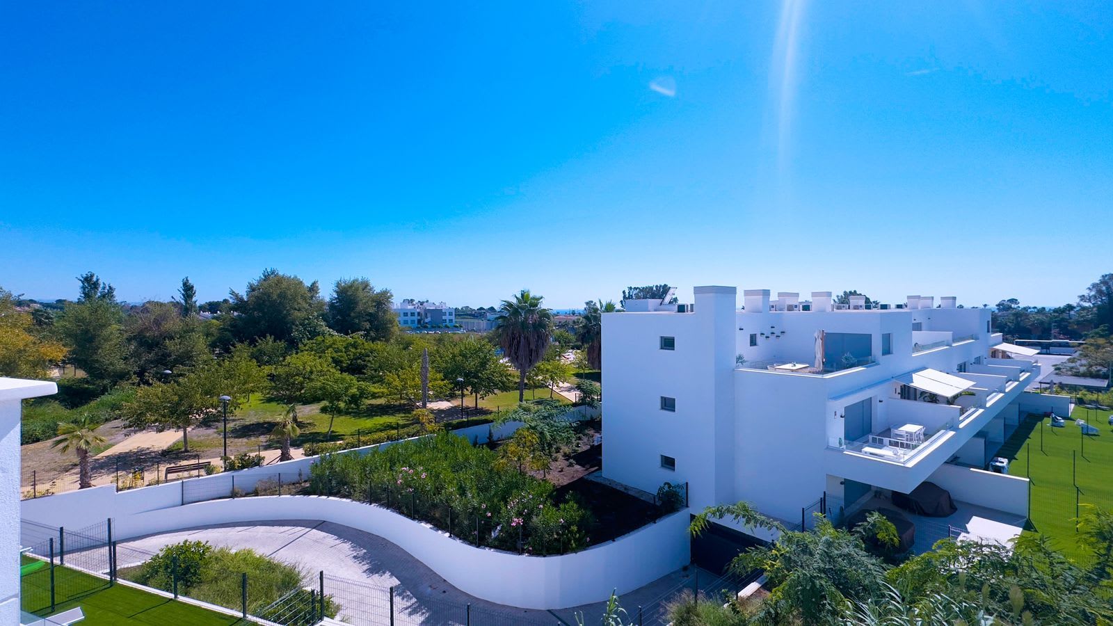 Toppleilighet med 4 soverom til salgs i Estepona, Bilde 2
