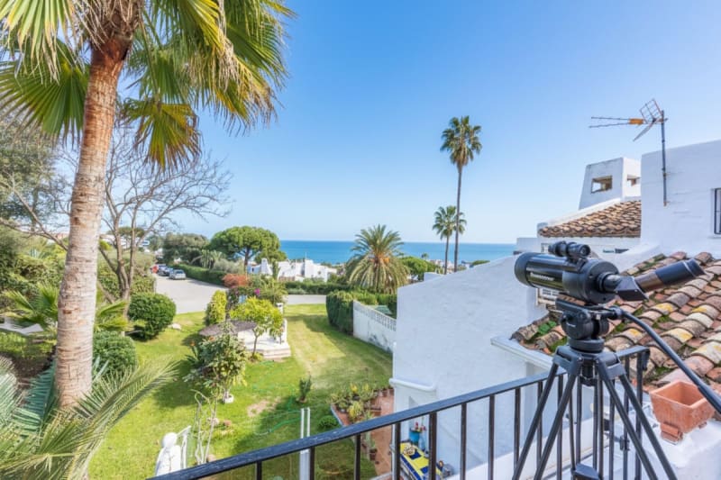 Rekkehus til salgs i Casares Playa