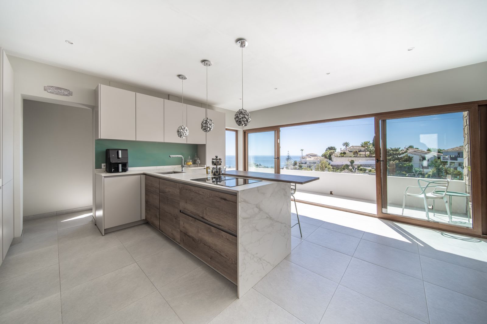 Frittliggende villa til salgs i Benalmadena, Bilde 3
