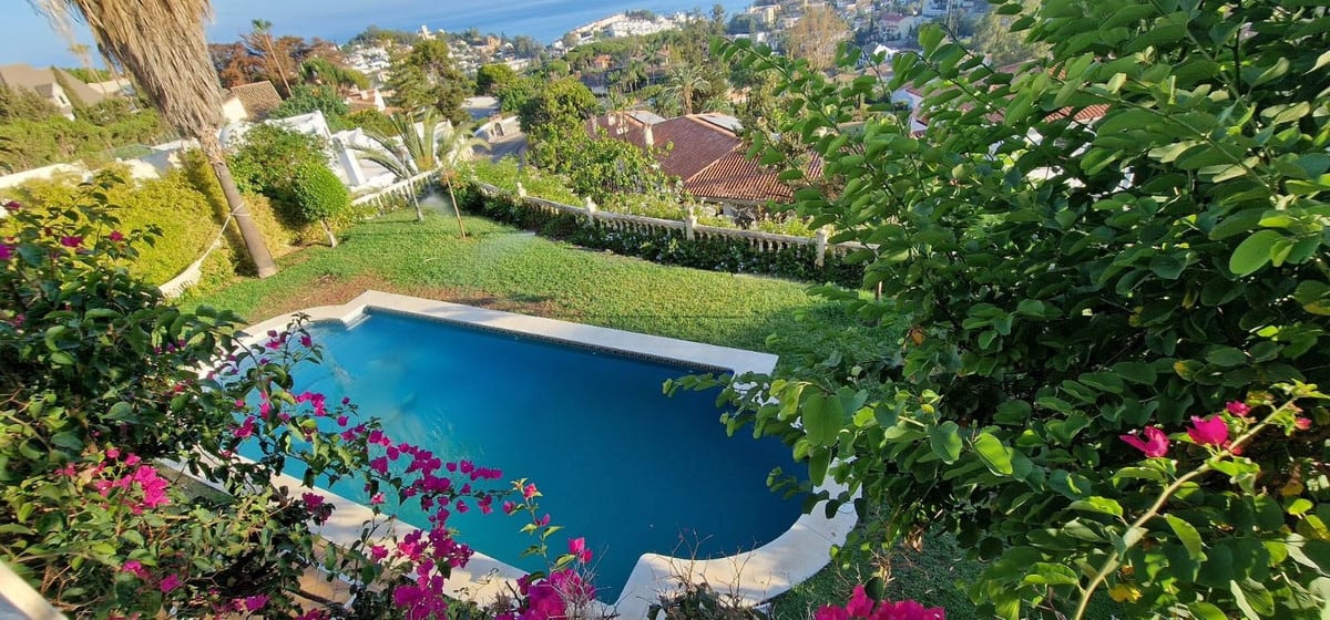 Frittliggende villa til salgs i Málaga Este, Bilde 3