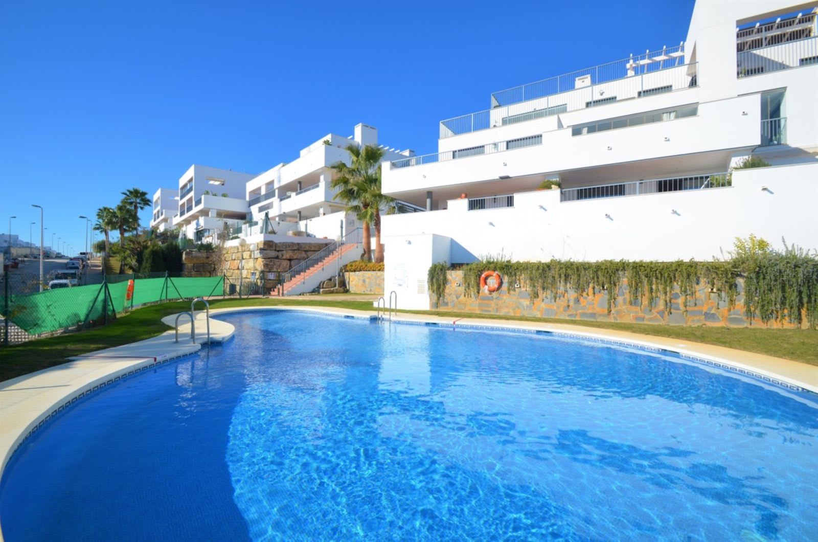 Penthouse til salgs i Casares Playa, Bilde 2