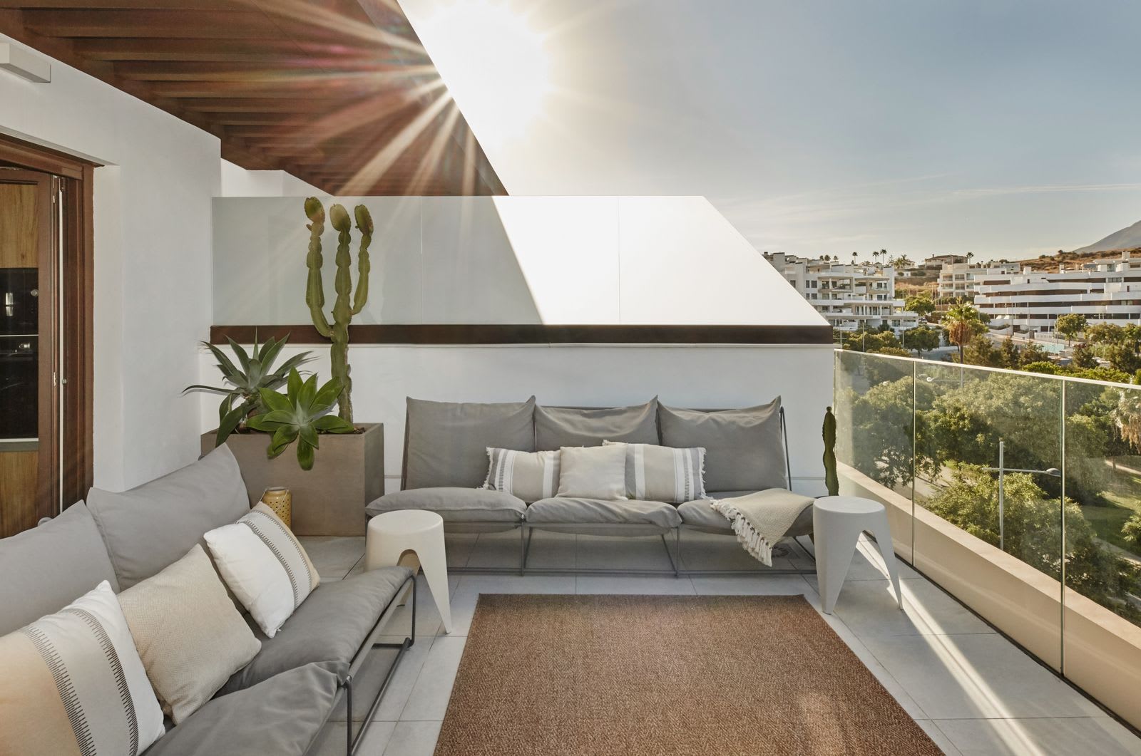 Leilighet til salgs i Las Mesas, Estepona, Bilde 2