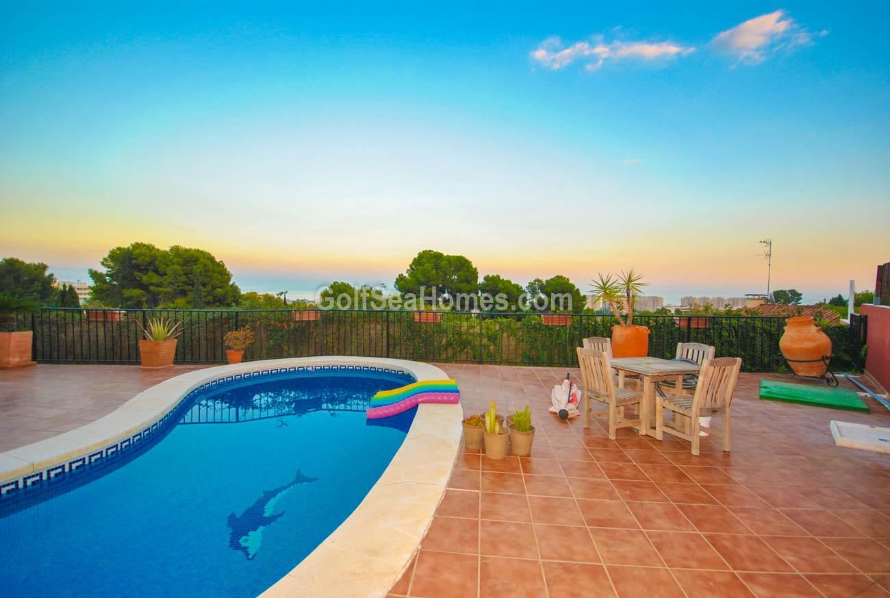 Frittliggende villa til salgs i Torremolinos, Bilde 2