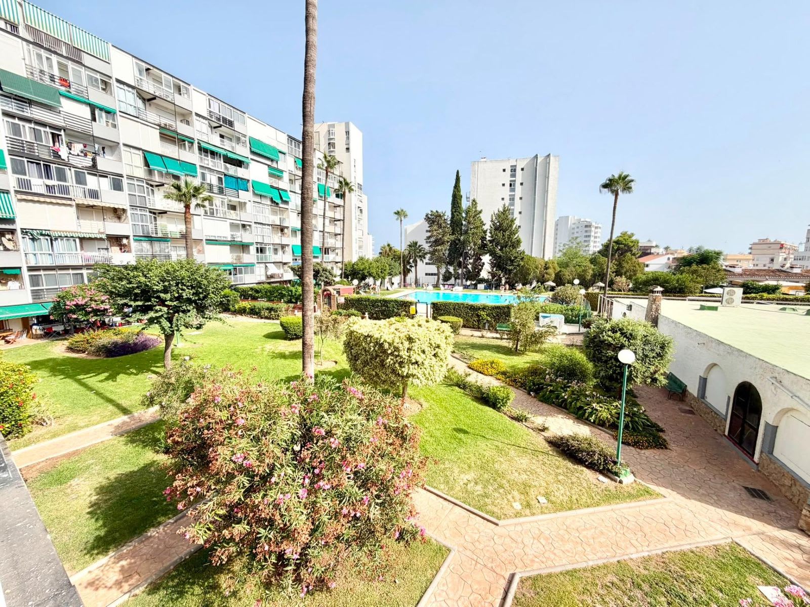 Leilighet til salgs i Arroyo de la Miel, Benalmadena, Bilde 2