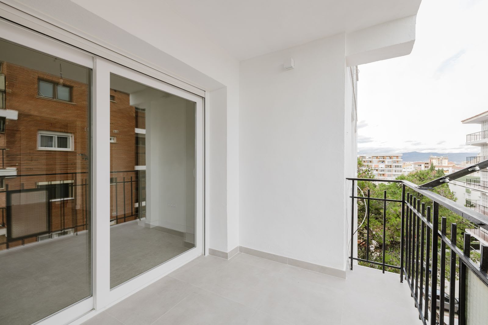 Leilighet midt i bygget til salgs i Torremolinos Centro, Bilde 2