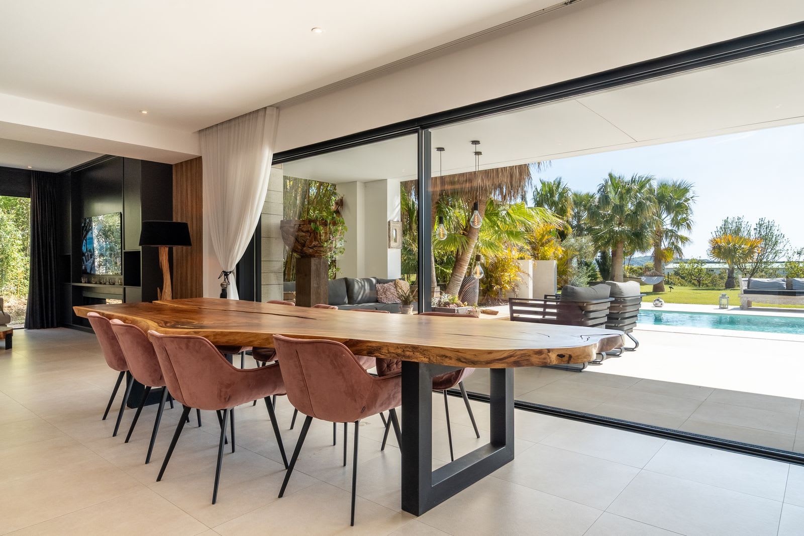 Frittliggende villa til salgs i La Cala Golf, Bilde 2
