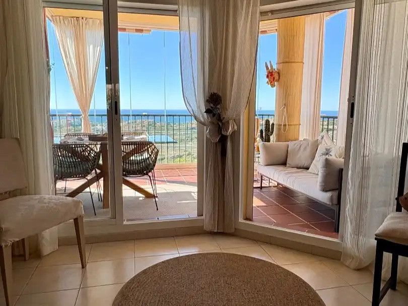 Leilighet midt i bygget til salgs i Riviera del Sol, Bilde 3