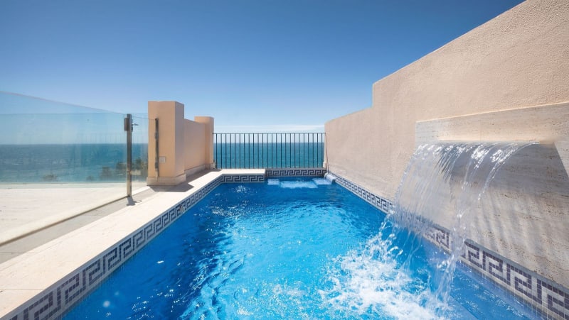 Toppleilighet til salgs i Estepona