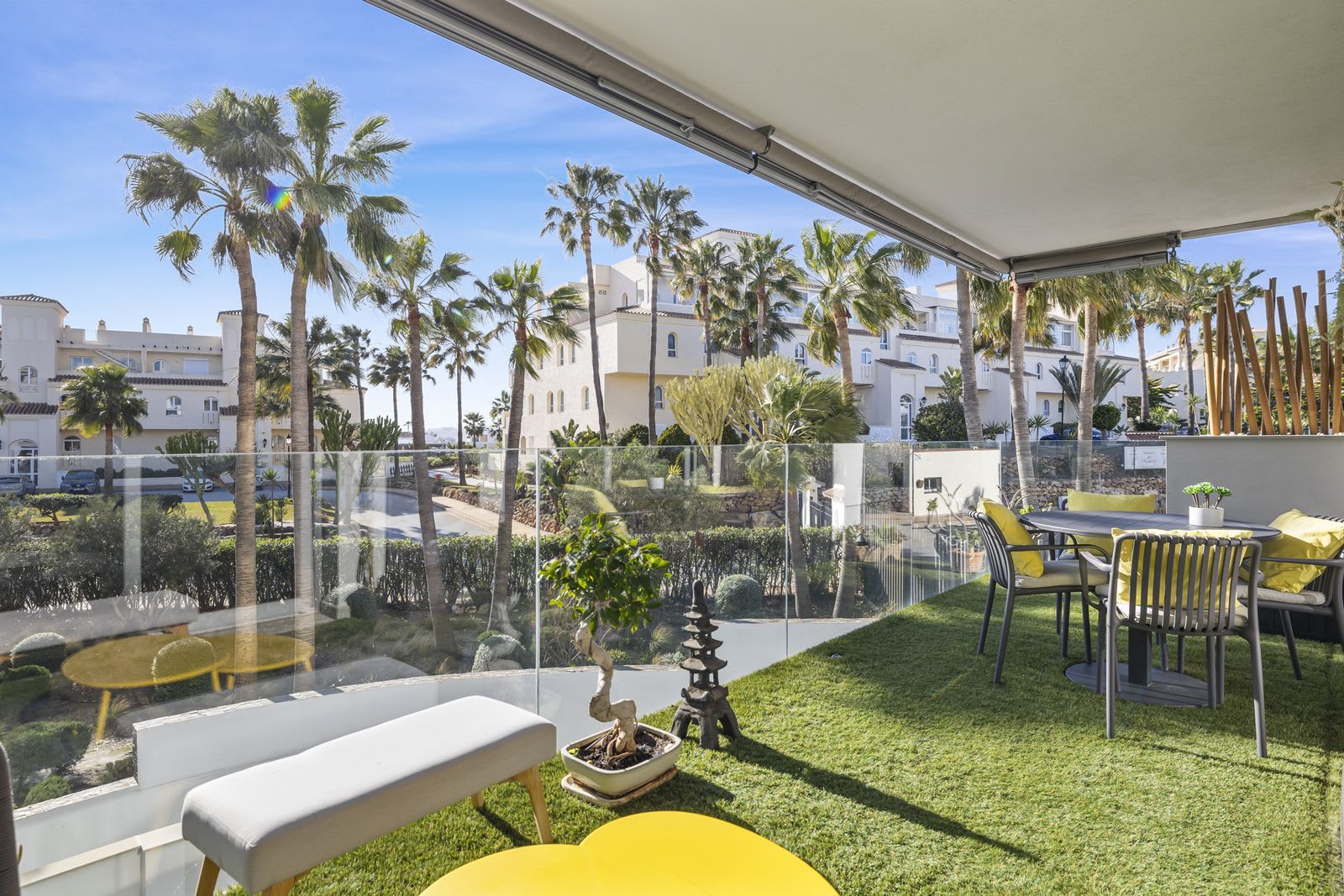 Leilighet midt i bygget til salgs i Mijas Costa, Bilde 2