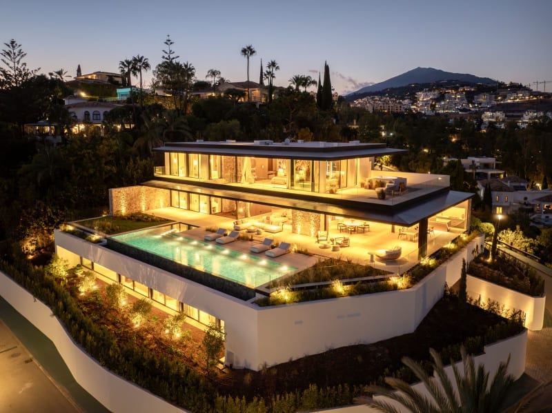Villa til salgs i Marbella