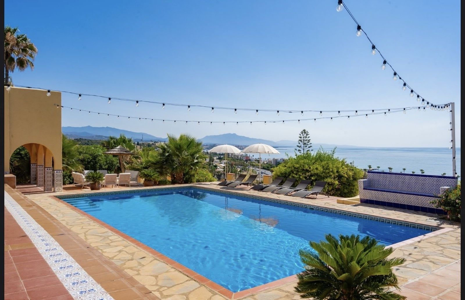 Villa til salgs i Estepona, Bilde 3