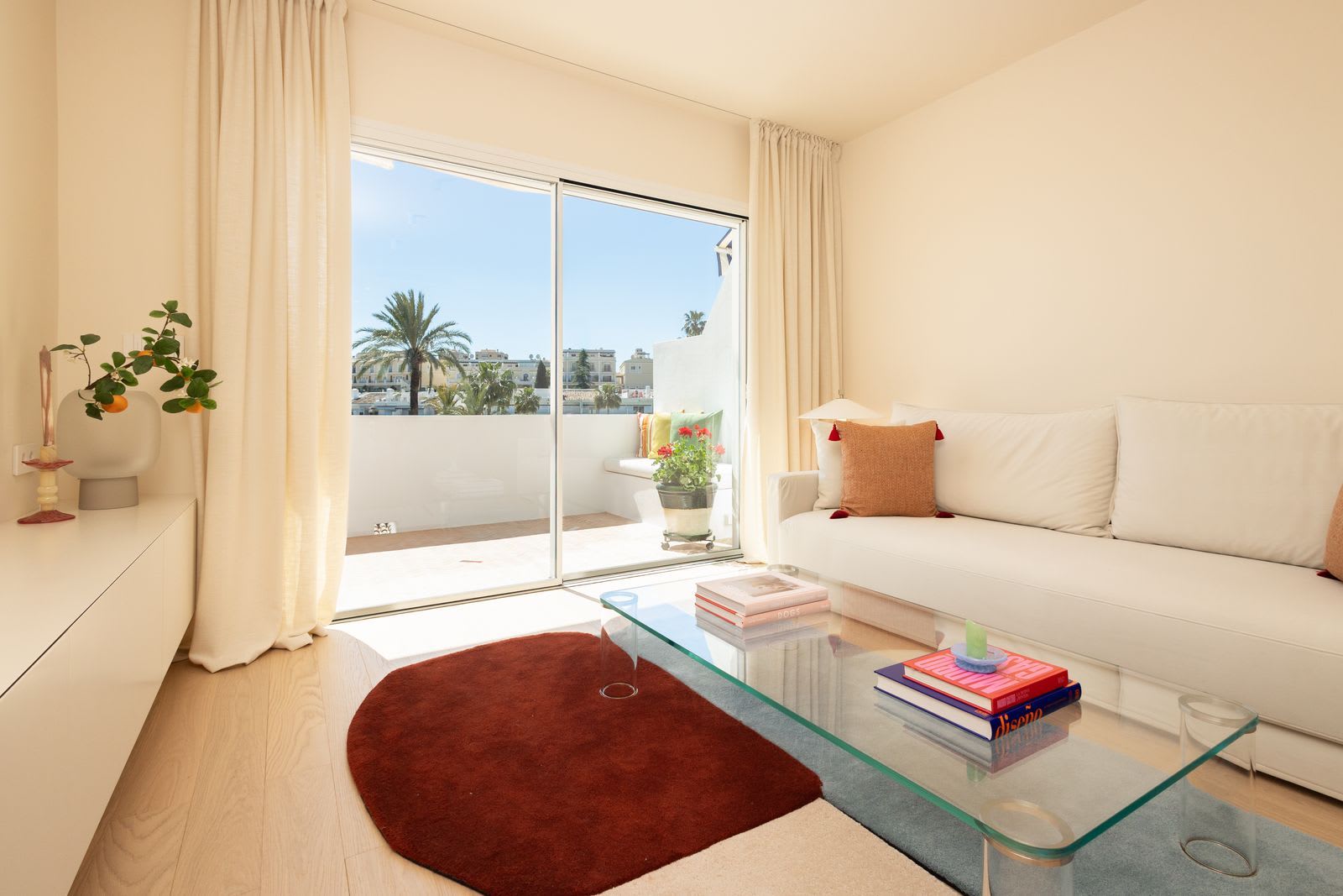 Duplex-penthouse til salgs i Nueva Andalucía, Bilde 3