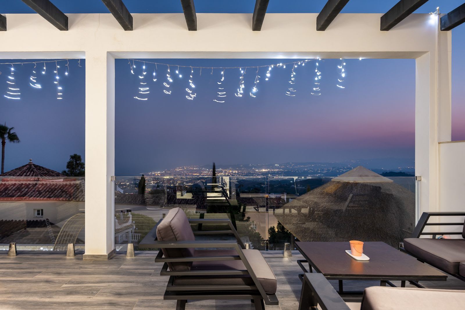 Frittliggende villa til salgs i Mijas Costa, Bilde 3