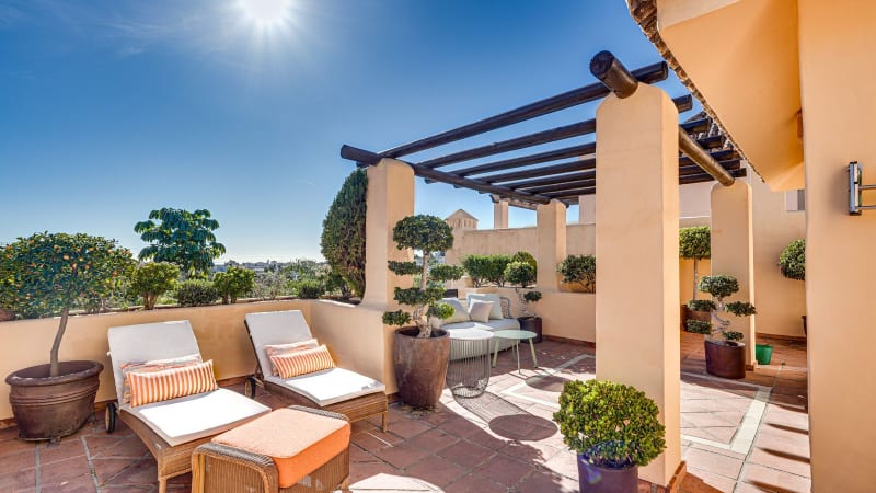 Toppleilighet til salgs i Estepona