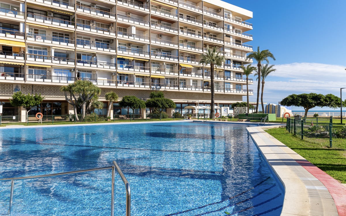 Leilighet midt i bygget til salgs i Torremolinos, Bilde 2
