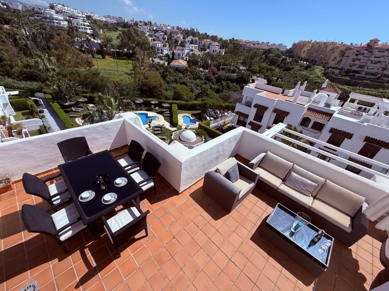 Toppleilighet til salgs i Estepona