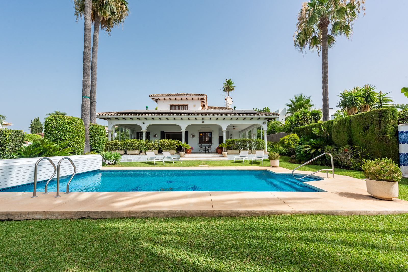 Villa til salgs i San Pedro de Alcántara, Bilde 3