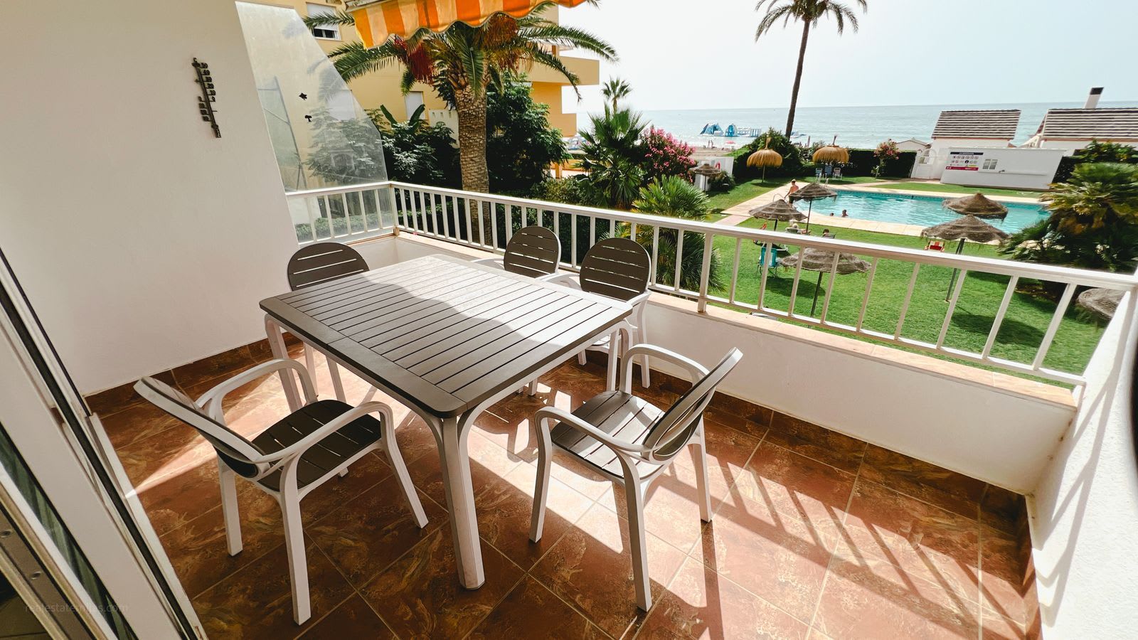 Leilighet midt i bygget til salgs i La Cala de Mijas, Bilde 3