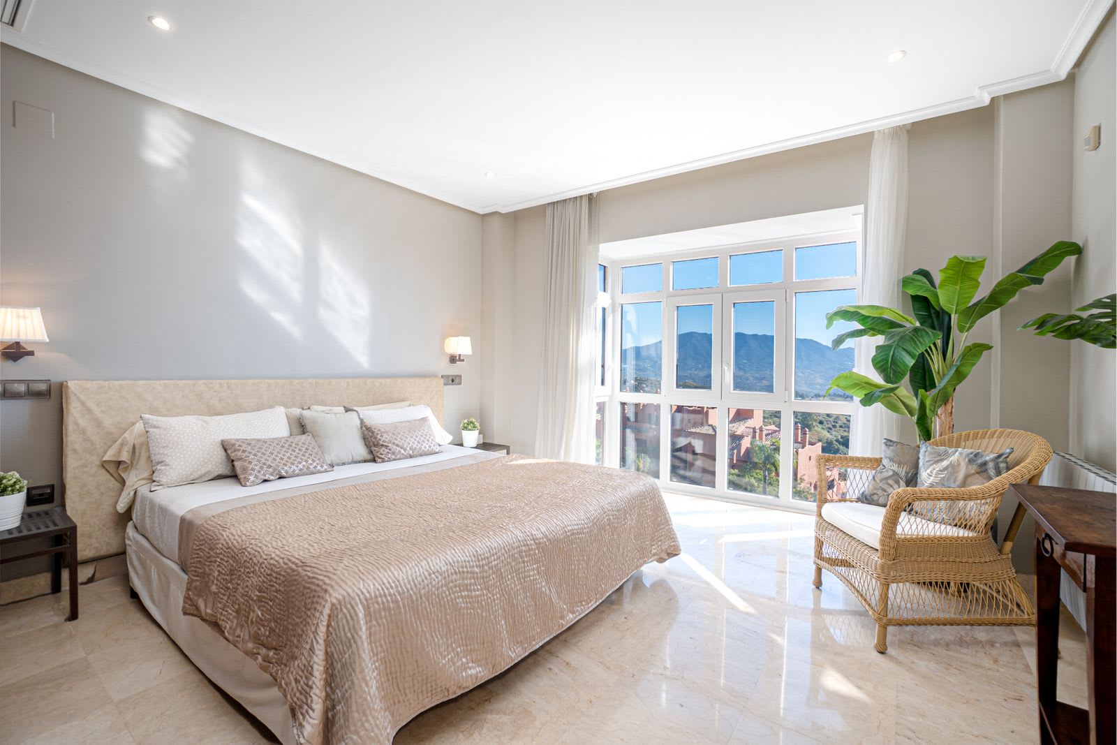 Toppleilighet til salgs i Marbella, Bilde 3