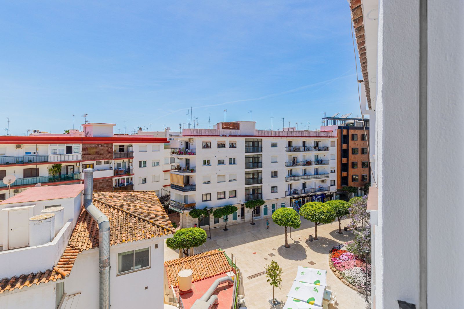 Toppleilighet med 6 soverom til salgs i Estepona, Bilde 3