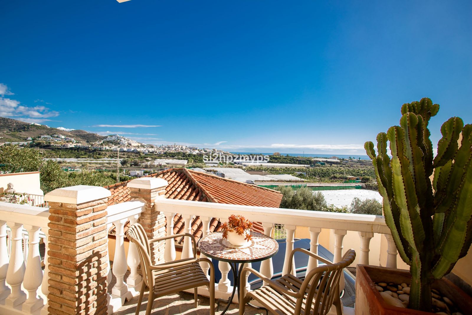 Frittliggende villa til salgs i Torrox, Bilde 2