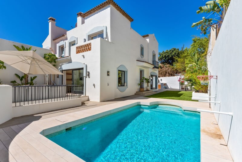 Tomannsbolig til salgs i Rio Real, Marbella