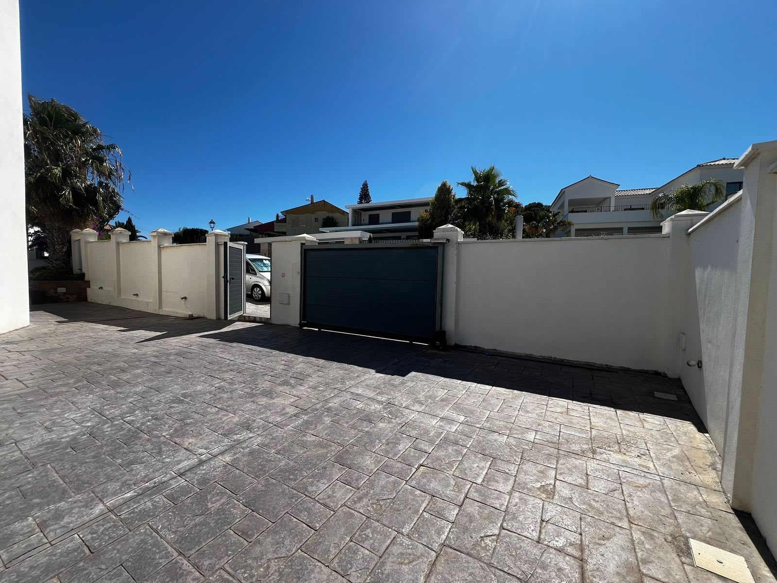 Villa til salgs i Estepona, Bilde 3