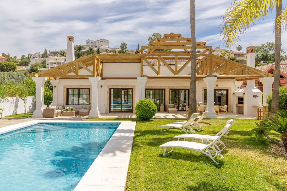 Frittliggende villa til salgs i Mijas Golf, Bilde 3