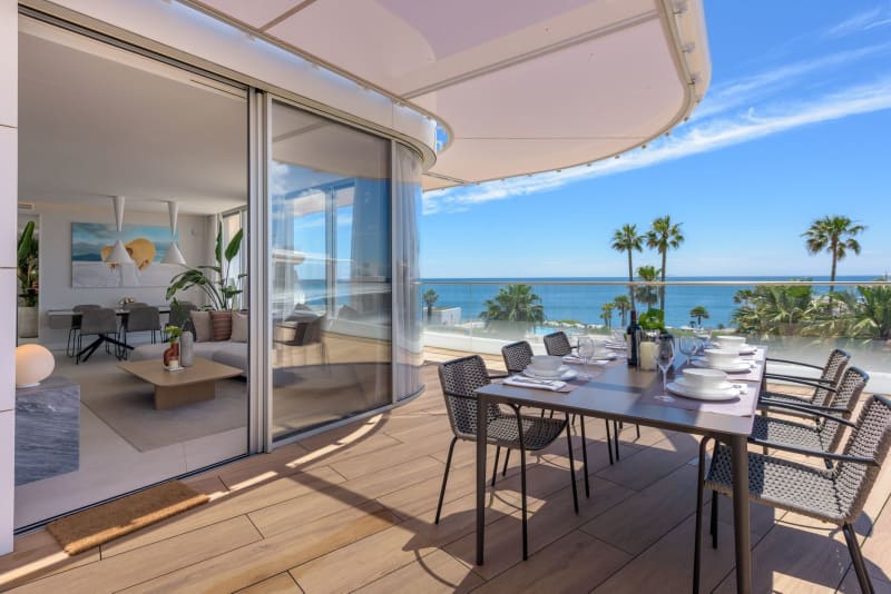 Toppleilighet med 3 soverom til salgs i Estepona
