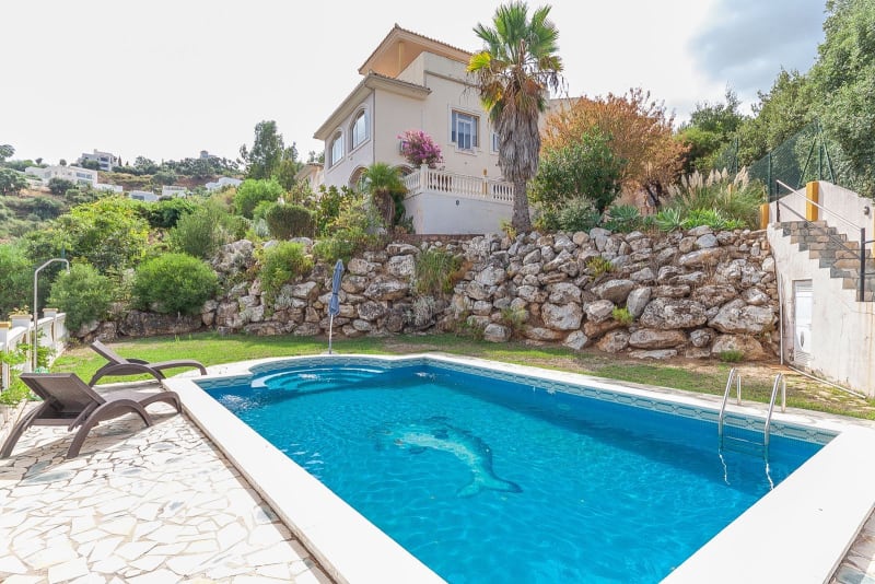 Friliggande villa till salu i La Mairena